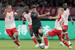 Pep promešao karte i dobio Bajern, Ake za glavobolju